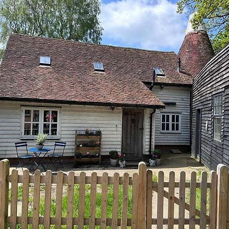 Beautiful 2 Bed Oast - 15 Acre Farm - Tunbridge Wells Villa Exteriör bild